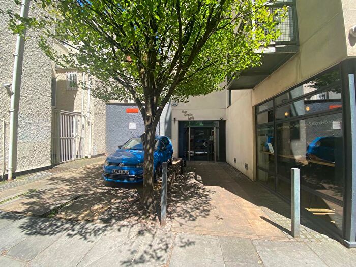 2 Bedroom Apartment To Rent In Queen Square Avenue, Bristol, BS1