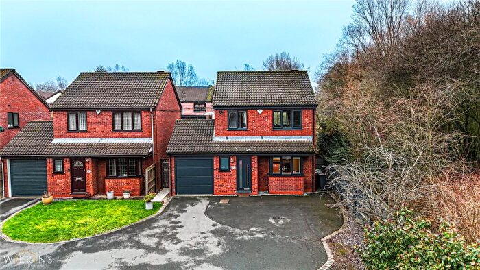 3 Bedroom Detached House For Sale In Penryn Close, Nuneaton, Warwickshire, CV11