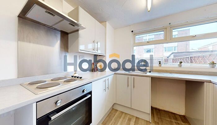 3 Bedroom Semi-detached House To Rent In Hathersage Gardens, Harton, South Shields, NE34