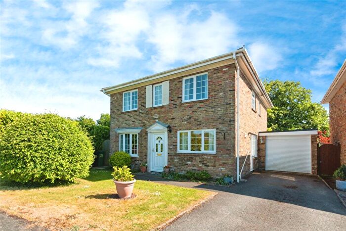 4 Bedroom Detached House For Sale In Barn Lane, Oakley, Basingstoke, Hampshire, RG23