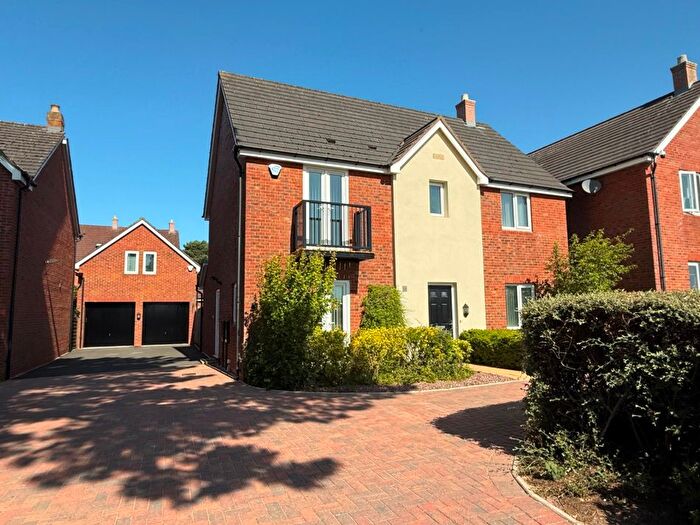 4 Bedroom Detached House For Sale In Firs Walk, Burntwood, WS7