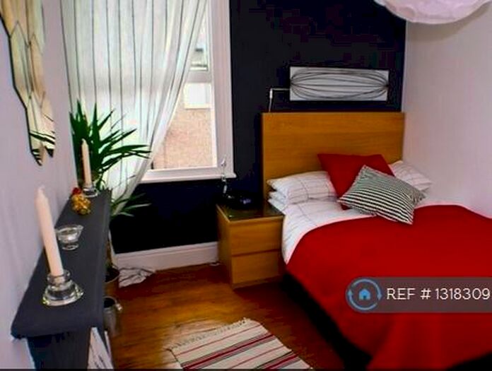 2 Bedroom Terraced House To Rent In Westminster Road, Hoole, Chester, CH2