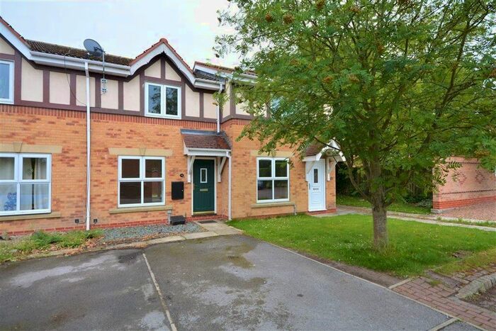 3 Bedroom Terraced House To Rent In Pindars Way, Barlby, YO8