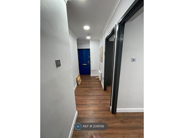 2 Bedroom Flat To Rent In John Burns Drive, Barking, IG11