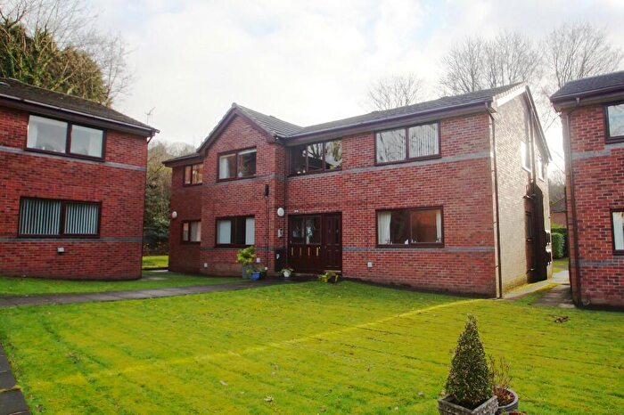 1 Bedroom Apartment For Sale In Glengarth, Uppermill, OL3