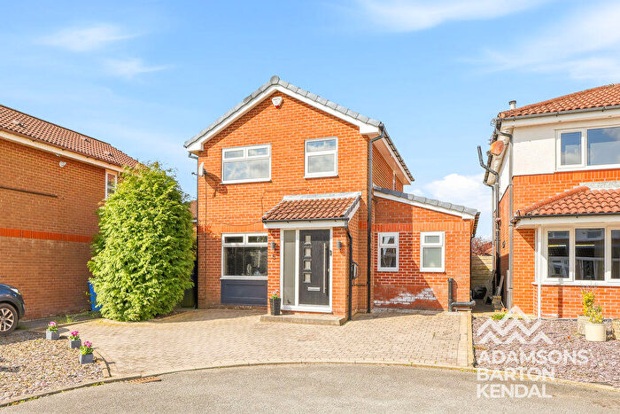 3 Bedroom Detached House For Sale In Watercroft, Norden, OL11