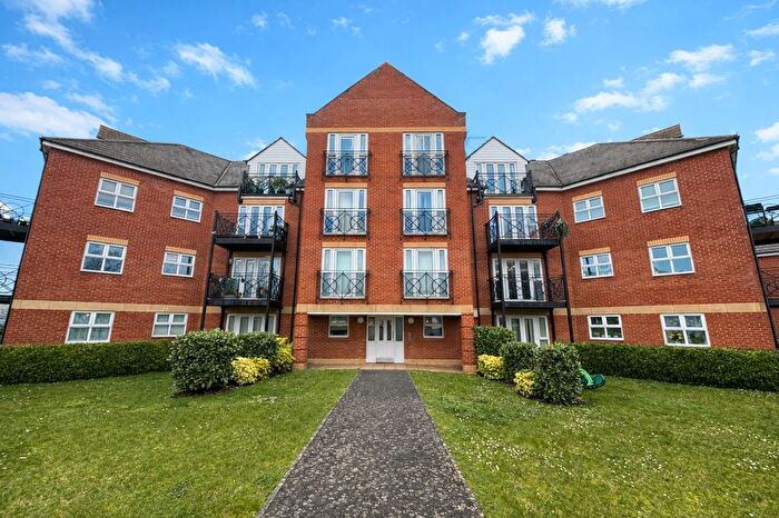 2 Bedroom Flat To Rent In Palgrave Road, Bedford, MK42