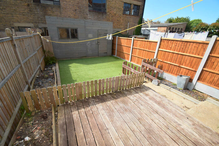 4 Bedroom Terraced House To Rent In Glenmore Street, SS2