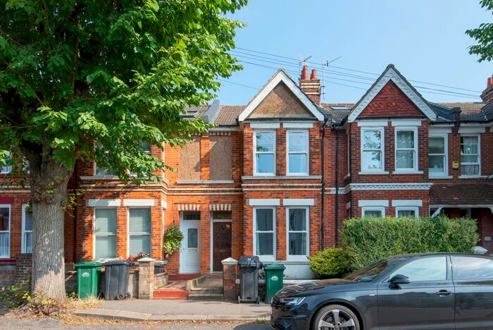 4 Bedroom Terraced House To Rent In Hythe Road, Brighton, BN1