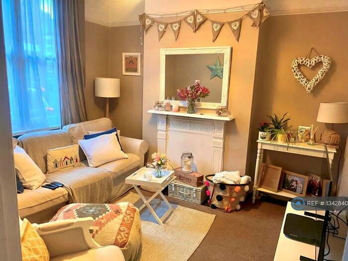 2 Bedroom Terraced House To Rent In Prescot Street, Chester, CH2