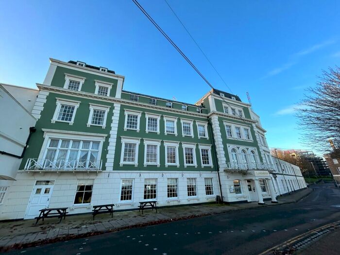 2 Bedroom Apartment To Rent In Royal Pier Road, Gravesend, DA12