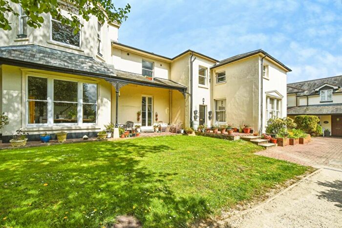 1 Bedroom Apartment For Sale In Weyhill, Andover, SP11