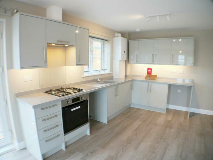 2 Bedroom Flat To Rent In Amesbury, SP4