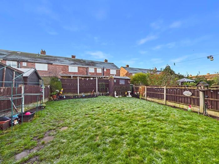 2 Bedroom Semi-detached House For Sale In Priory Road, Featherstone, Pontefract, WF7