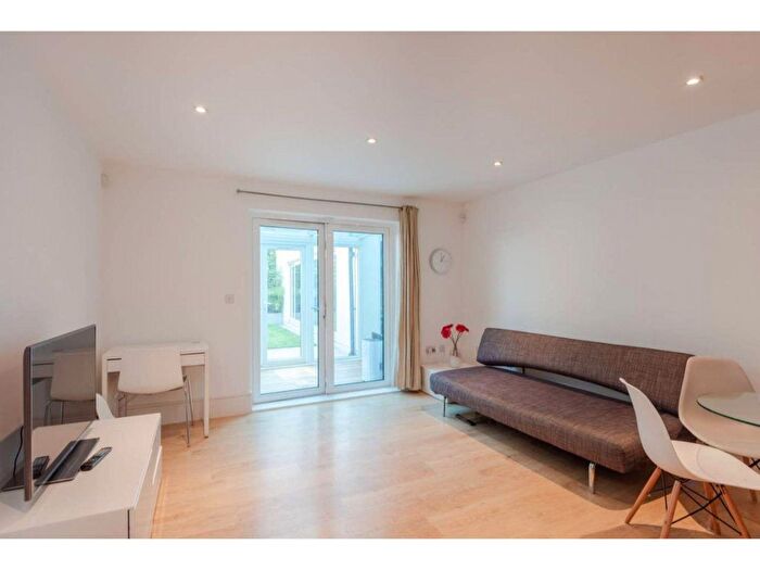 2 Bedroom Flat To Rent In Islington, N1