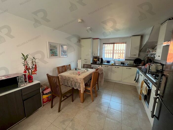 3 Bedroom Detached House To Rent In Arran Street, Manchester, M40