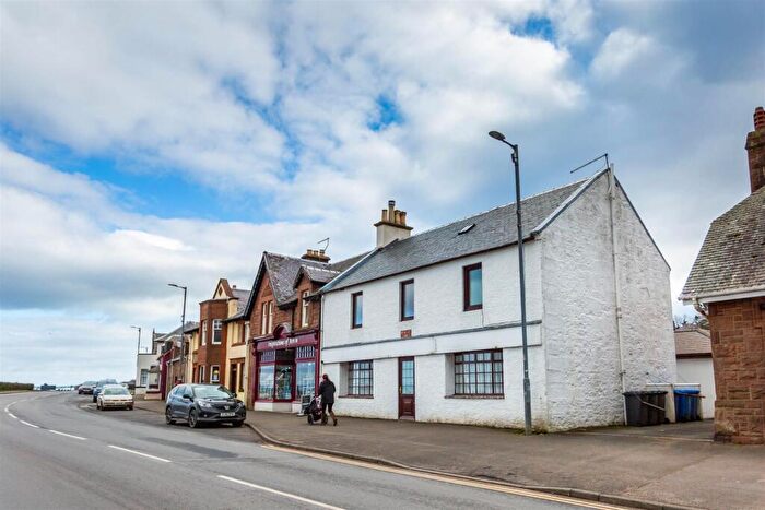 3 Bedroom Apartment For Sale In Castleview, Brodick, Isle Of Arran, KA27
