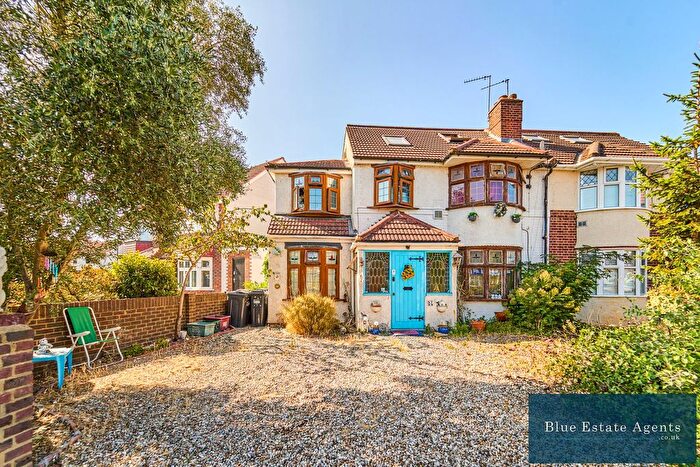 6 Bedroom Semi Detached House For Sale In Browning Way, Hounslow, TW5