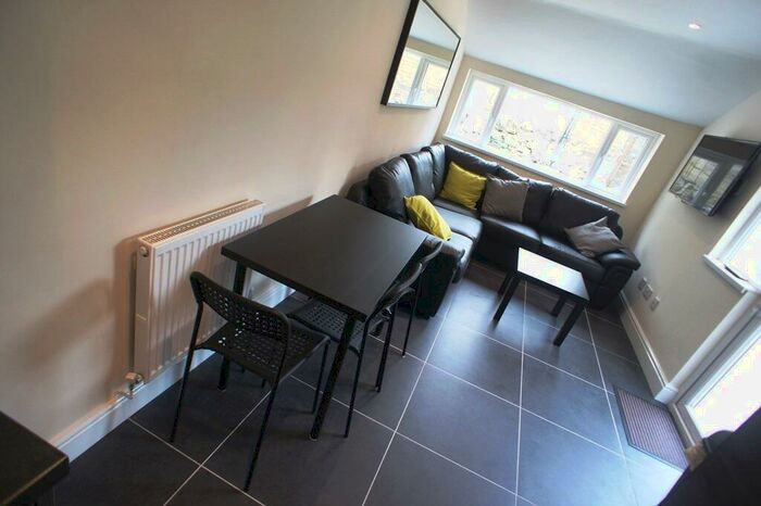 6 Bedroom Terraced House To Rent In Cathays Terrace, Cathays, CF24