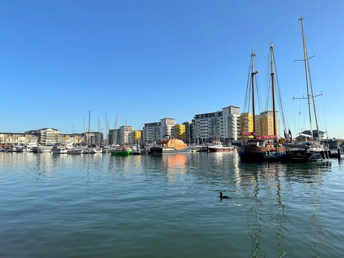 2 Bedroom Apartment To Rent In Sovereign Harbour, Eastbourne, BN23