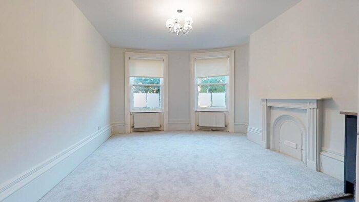 2 Bedroom Flat To Rent In Norfolk Square, Brighton, BN1