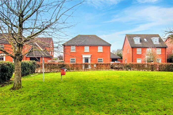 5 Bedroom Detached House For Sale In Lime Tree Avenue, Long Stratton, Norwich, Norfolk, NR15