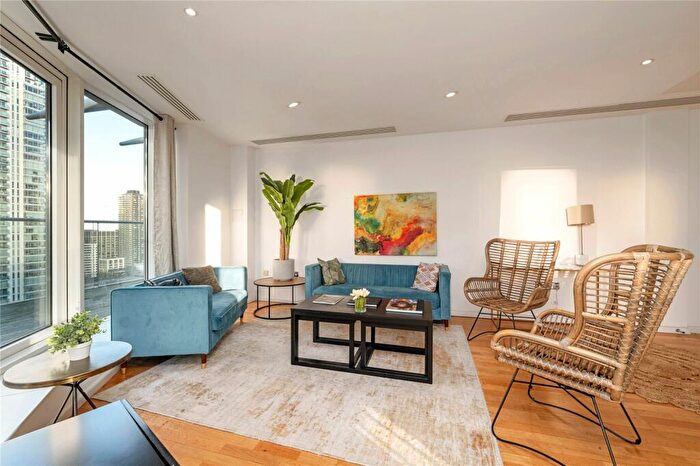 3 Bedroom Apartment To Rent In Turnberry Quay, London, E14