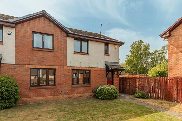 3 Bedroom Villa For Sale In Burnbank Crescent, Straiton, EH20
