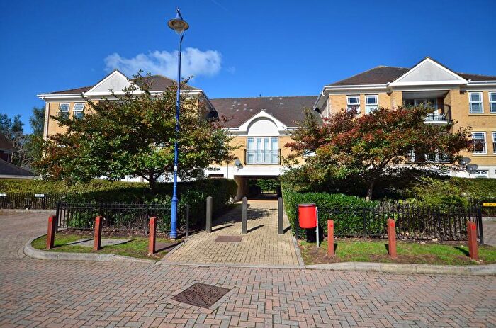 2 Bedroom Apartment For Sale In Stickle Down, Camberley, Deepcut, GU16