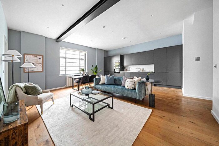 2 Bedroom Apartment For Sale In Ransomes Dock, Parkgate Road, London, SW11