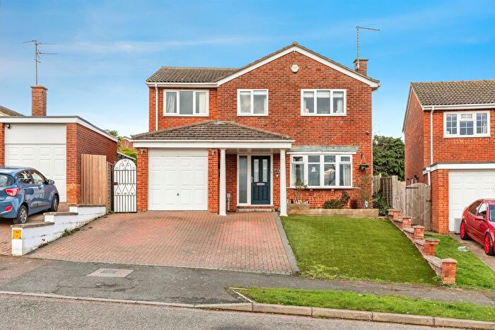 4 Bedroom Detached House For Sale In Grange Road, Wellingborough, NN9