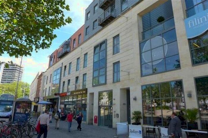 1 Bedroom Flat To Rent In Broad Quay, Bristol, BS1