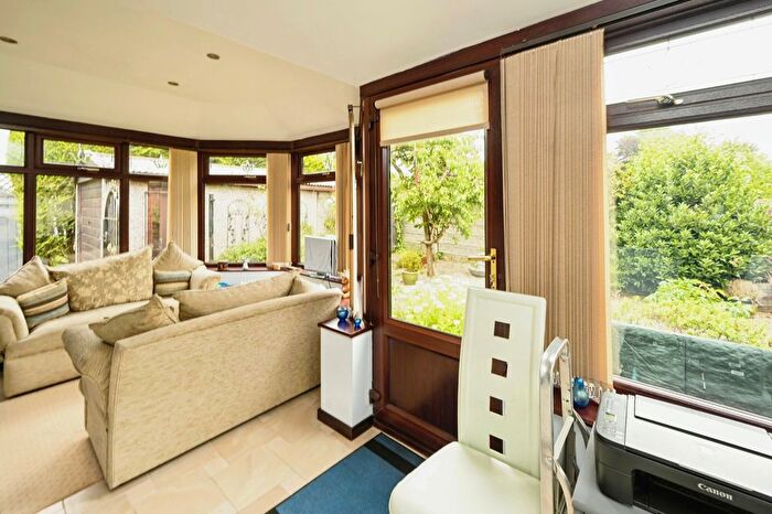 2 Bedroom Bungalow For Sale In Bamburgh Close, Kirkby-In-Ashfield, Nottingham, Nottinghamshire, NG17