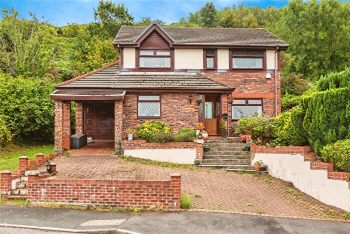 4 Bedroom Detached House For Sale In Waun Y Felin, Swansea, West Glamorgan, SA4