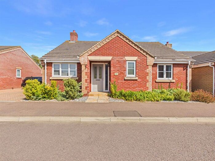 3 Bedroom Detached Bungalow For Sale In Primrose Avenue, Downham Market, PE38