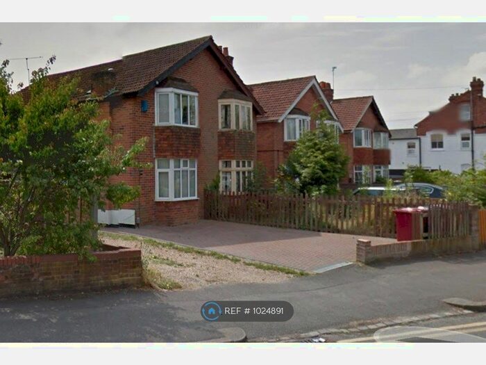 5 Bedroom Detached House To Rent In Addington Road, Reading, RG1