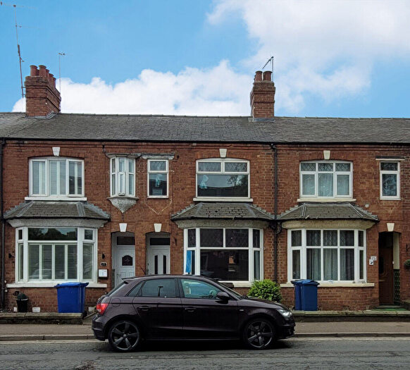 3 Bedroom Terraced House To Rent In Warwick Road Banbury, OX16