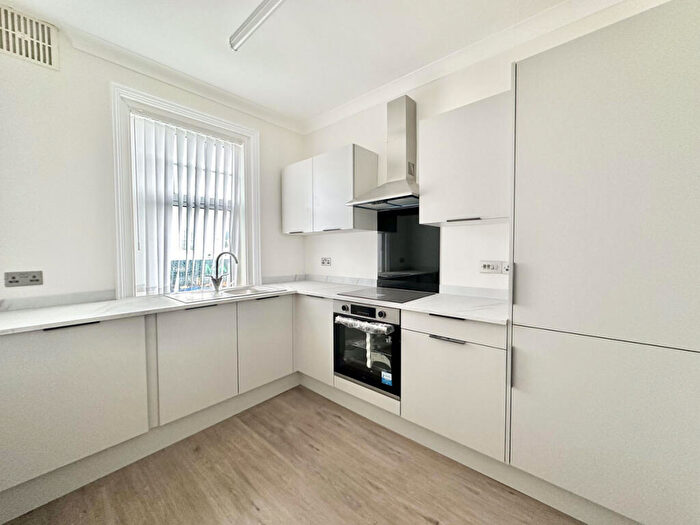 1 Bedroom Flat For Sale In Ashley Road, Poole, BH14