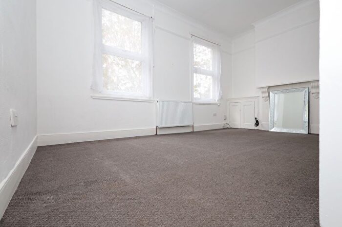1 Bedroom Flat To Rent In Highbury Hill, London, N5