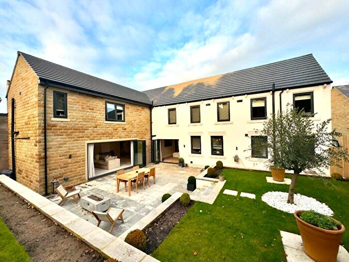 5 Bedroom Barn Conversion For Sale In Copper Beech View, Oxford Road, Gomersal, West Yorkshire, BD19
