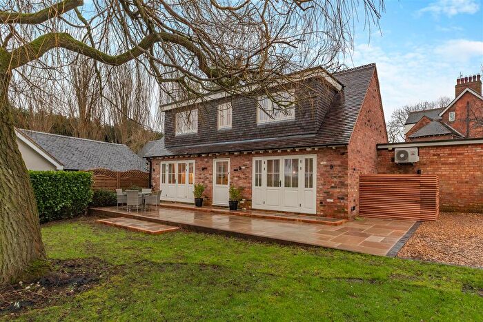 3 Bedroom Barn Conversion To Rent In Ox Leys Road, Wishaw, Sutton Coldfield, B76