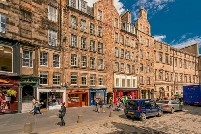 1 Bedroom Flat To Rent In Advocates Close, Old Town, Edinburgh, EH1