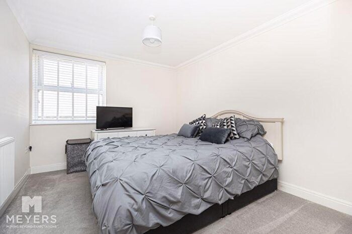 2 Bedroom Apartment For Sale In Southbourne Road, Southbourne, BH6