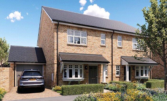 3 Bedroom House For Sale In Ively Road, Fleet, GU51