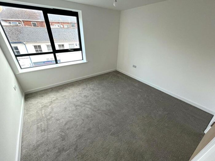 1 Bedroom Flat For Sale In Bowlinger Court, Queen Street, EX8