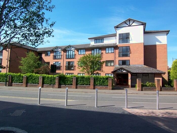 2 Bedroom Apartment To Rent In Imperial Court, Station Road, Henley-On-Thames, Oxfordshire, RG9