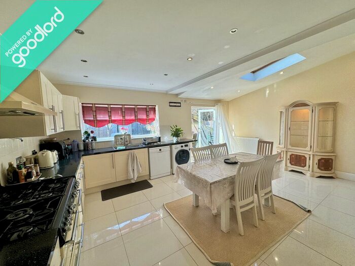 4 Bedroom Semi-Detached House To Rent In Dene Road, Manchester, M20