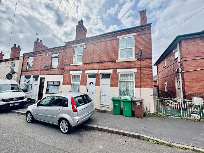3 Bedroom Property To Rent In Bradgate Road, Nottingham, NG7