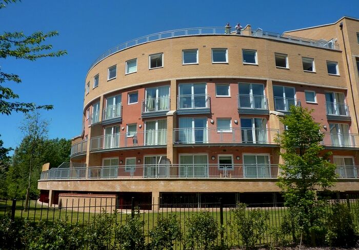 2 Bedroom Flat To Rent In Wooldridge Close, Feltham, Middlesex TW14