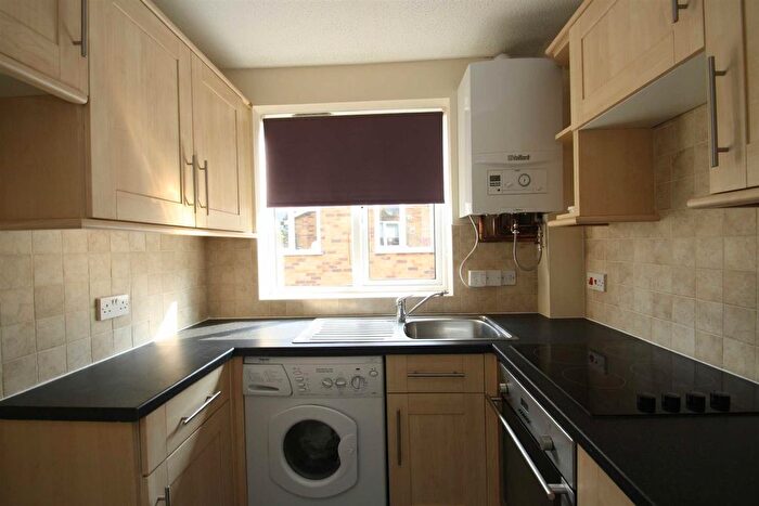 1 Bedroom Property To Rent In Cherry Tree Close, Wilmslow, Cheshire, SK9